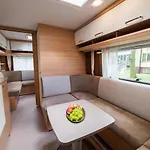 Velo Camp Nad Jeziorem Dadaj *