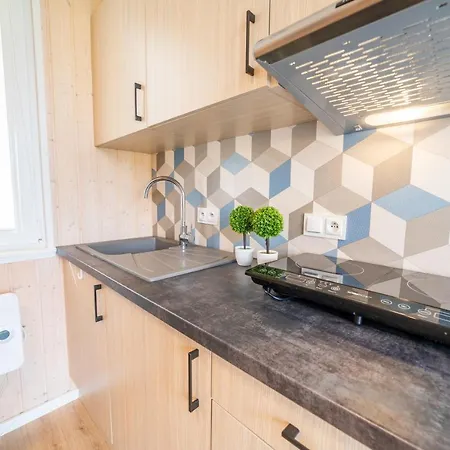 Velo Camp Nad Jeziorem Dadaj Gerendaház