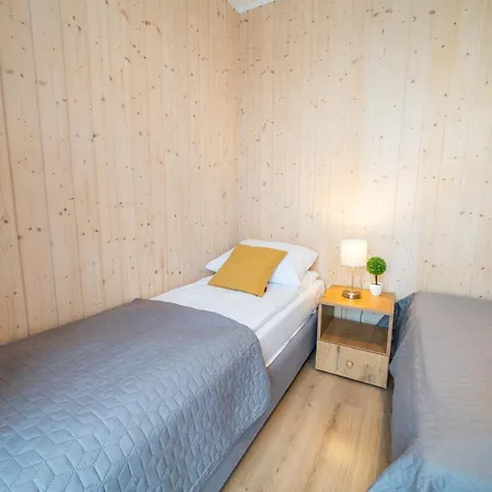 Velo Camp Nad Jeziorem Dadaj Hytte