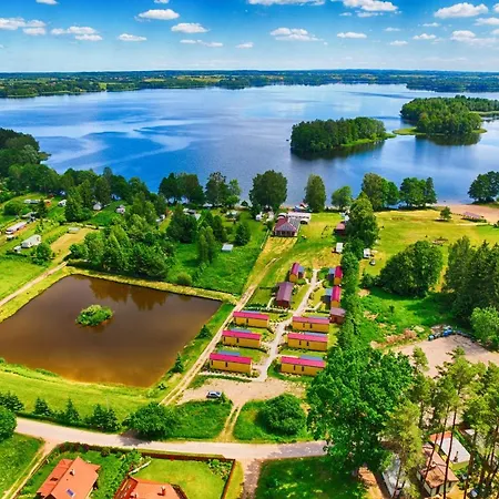 Chata Velo Camp Nad Jeziorem Dadaj *