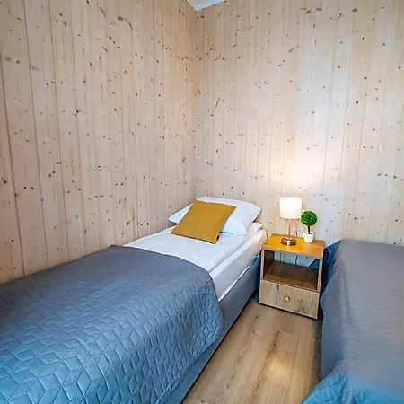 Velo Camp Nad Jeziorem Dadaj Hytte