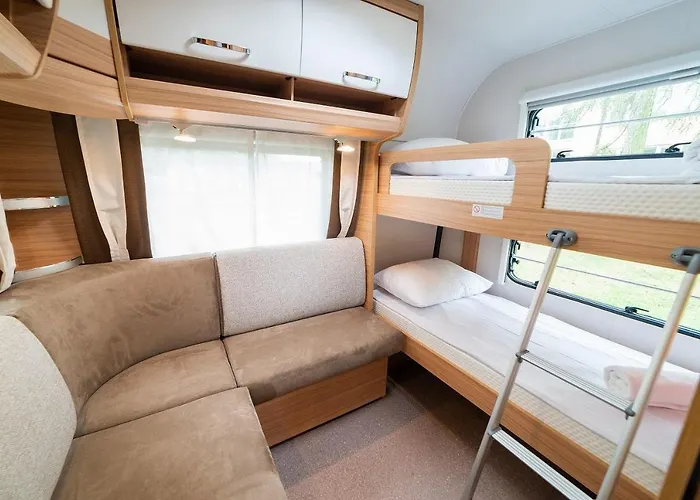 Velo Camp Nad Jeziorem Dadaj Lodge *